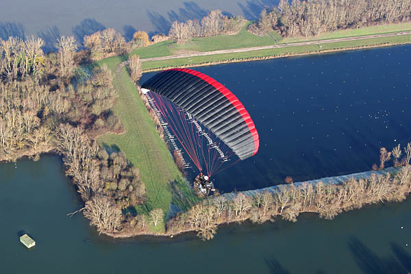 Survol de la seine en paramoteur à Mantes-la-Jolie 78