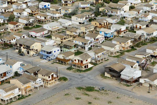 Chalets sur pilotis de Guissan-Plage