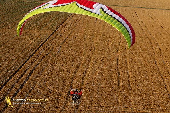 Vol du 04 octobre 2015 - paramoteur Mauchamps - Etampes 91 - www.photos-paramoteur.fr © Philippe Devanne