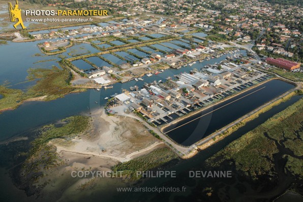 Photographie aérienne du port de Meyran à Gujan-Mestra (33470), commune du Bassin d'Arcahon, département de la Gironde, région Aquitaine, France - Juillet 2015