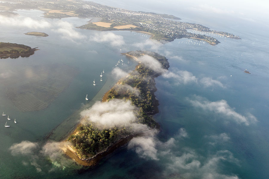 vue aerienne de lïle Longue, Golfe du Morbihan (56)