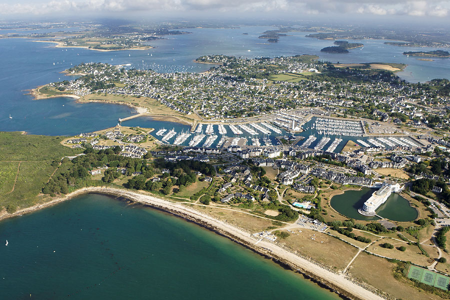 vue aérienne de Port Crouesty, Arzon, Golfe du Morbihan (56)