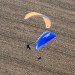 Deux paramoteurs vue du ciel