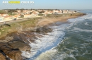 La houle au spot de la  Sauzaie,  Brétignolles-sur-Mer vue du ciel