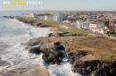 Mer agitée sur La corniche de Saint-Hilaire-de-Riez vue du ciel