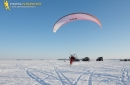 Paramoteur sous la neige