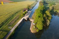 Ecluse de Ravereau vue du ciel à Merry-sur-Yonne en Bourgogne