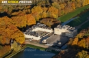 Château du marais vue du ciel en Automne