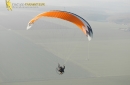 Paramoteur dans la brume Ile-de-France