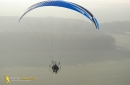 Paramoteur dans la brume Ile-de-France